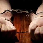 Police arrested two drug traffickers red-handed, millions of rupees of sawdust and opium recovered